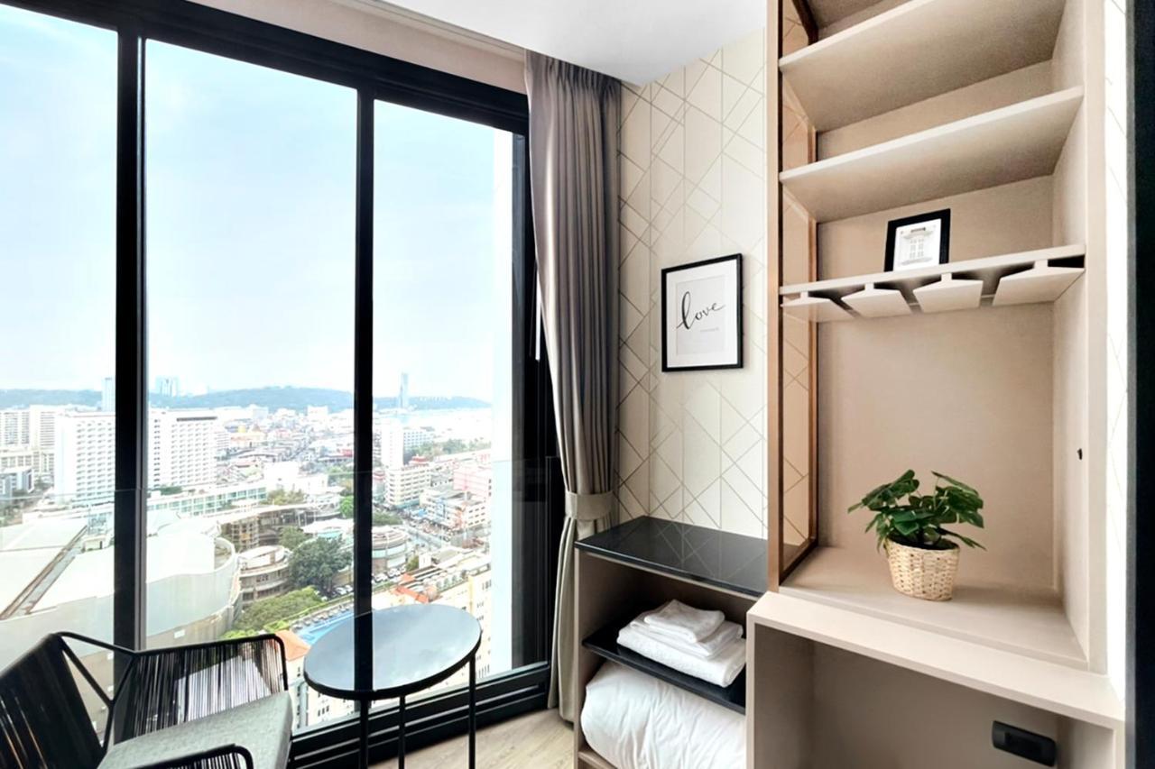 Edge Central Pattaya By J&P Exterior photo